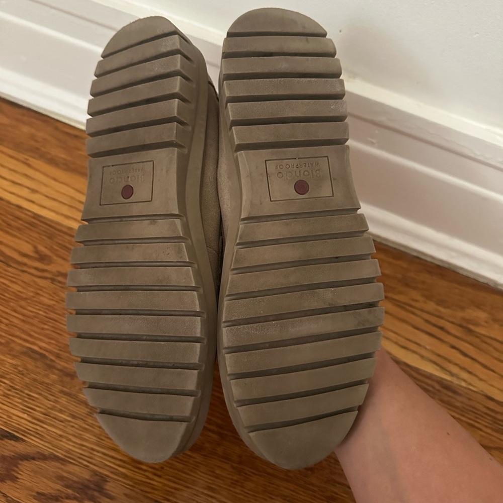 Blondo Waterproof Loafer - Picture 5 of 6